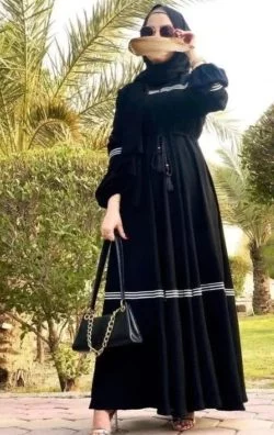 WHITE PIPING ABAYA
