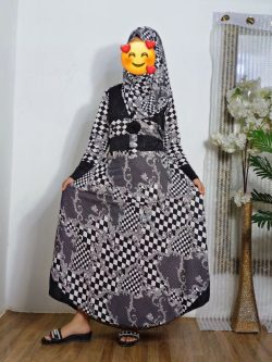 Printed baniyan abaya