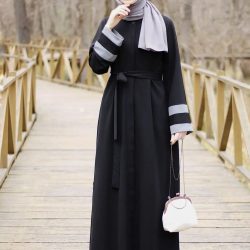 Tack button abaya front open